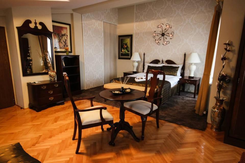 Hotel Villa Alexander Skopje Exterior photo
